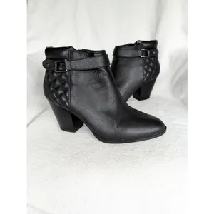 Alfani Wakefield Quilted Leather Booties Size 10 thumbnail 7