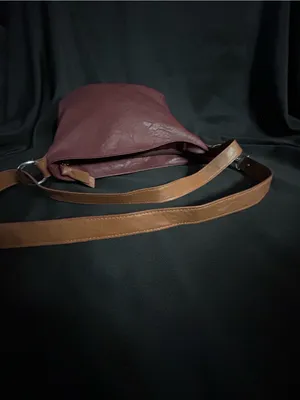 Rosetti Women’s Soft Leather Burgundy & Tan Multi-Pocket Hobo Satchel Bag Purse thumbnail 10