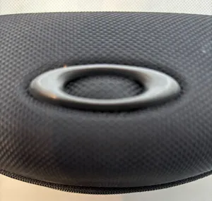 Oakley | Radar Array Soft Vault glasses case thumbnail 6
