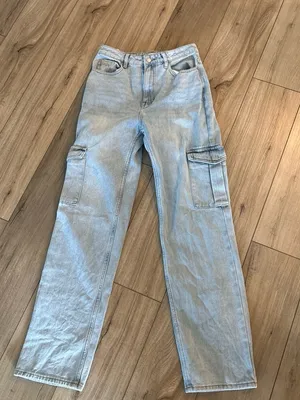 PacSun 90s boyfriend size 27 light wash cargo jeans thumbnail 1