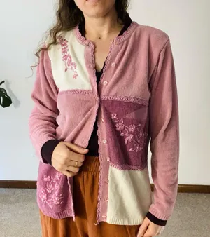 VINTAGE DRESS BARN Chenille Embroidered Cardigan thumbnail 3