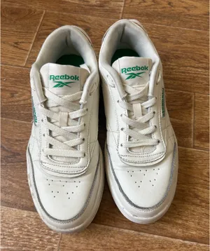 Reebok White Women’s Sneakers 8.5 thumbnail 4