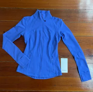 Lululemon NWT Define Jacket Luon Periwinkle Blue Size 4 Zip Up Yoga thumbnail 1