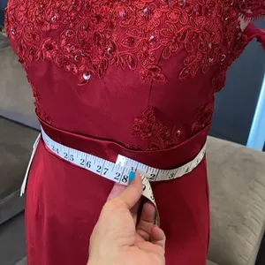Women’s Deep Red Full Length Prom Party Formal Dress with Small Train Size 4 NWT thumbnail 7
