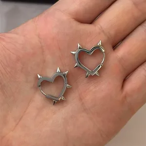 Spike Heart Stud Earrings for Men Women Streetwear Punk Hip Hop Unisex Style thumbnail 5