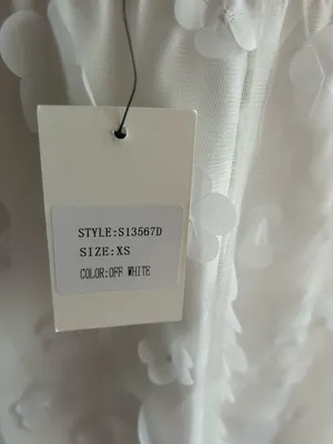 idem Ditto White 3D Floral Halter Mini Dress thumbnail 2