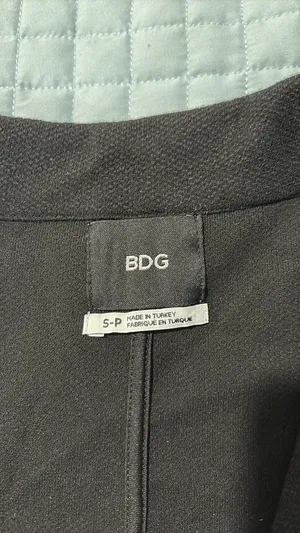 BDG Urban Outfitters Black Blazer thumbnail 4