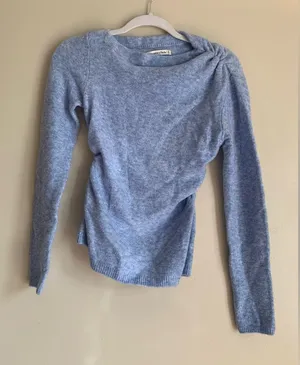 Abercrombie & Fitch NWOT Light Blue Sweater Top Shirt Women Size XS Long Sleeve thumbnail 1