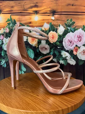 Daisy Fuentes Pink Gold Metallic Rhinestone Strap Stiletto Heels Size 8.5 Womens thumbnail 2