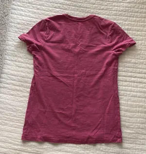 Universal Threads Purple V Neck Tee thumbnail 3