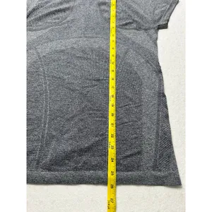 Athleta Gray Seamless Athletic Short Sleeve Top thumbnail 5