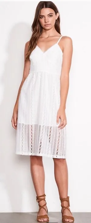 Ali & Jay Bellissimo Midi White Lace Bridal Dress XS NWT thumbnail 1