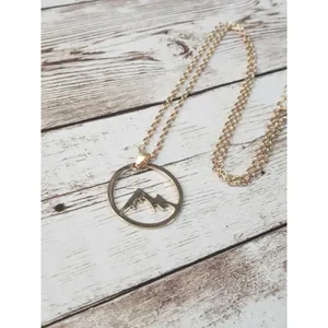 Mountain Outline Circle Charm Necklace Gold Tone - Brand New thumbnail 3
