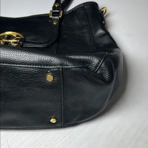 Tory Burch Black Leather Shoulder Bag with Gold Accents D10 thumbnail 8