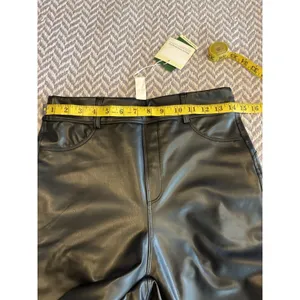 NWT Halara Black Faux Leather Full Length Leggings Pants Size Medium thumbnail 5