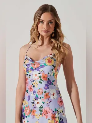 ASTR Gaia Draped Collar Satin Midi Dress in Periwinkle Floral Size Small NWT thumbnail 12