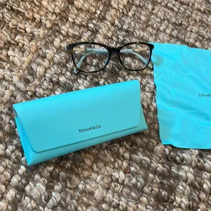 Tiffany & Co. Eyeglasses with Case and Cloth thumbnail 2