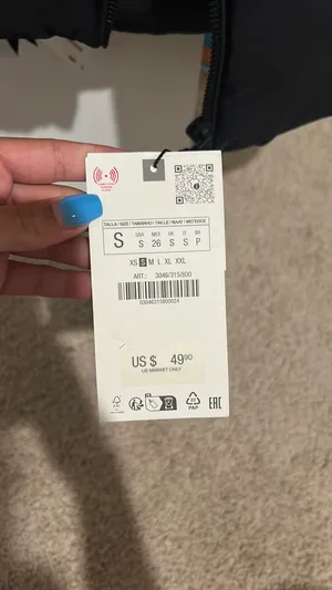 ZARA puffer vest black thumbnail 2