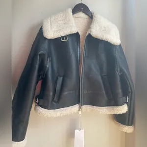 Urban Revivo Faux Leather Shearling Jacket Black Size S thumbnail 2