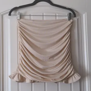 Oh Polly Frill Seeker Ivory Cream Ruffle mini Skirt thumbnail 3