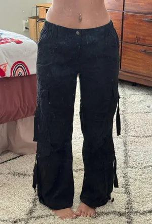 Aeropostale Black Low-Rise Cargo Pants thumbnail 4