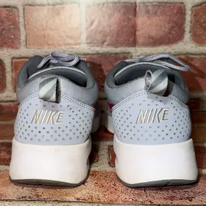 Pre-Owned Nike Air Max Thea GS Youth Gray Sneakers Shoes Size 5Y 814444-002 thumbnail 6