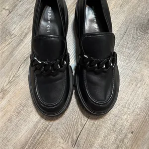 Madden Girl lug sole goth chain loafers Black thumbnail 4