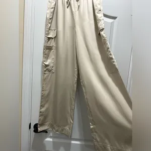 Z Supply New with tabs khaki cargo pants Womens wide‎ leg pants Size Large thumbnail 5