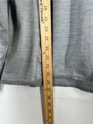 Old Navy Active Go-Dry Gray Hooded Athletic Pullover Top Size M thumbnail 10