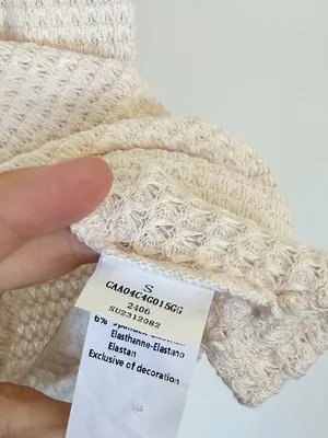 NWT Cupshe Apricot V-Neck Lace Top - Size: Small thumbnail 3