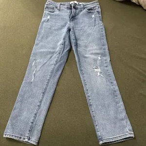 Women’s blue denim relaxed fit thumbnail 2