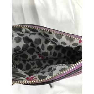 Coach Poppy Patent Leather Wristlet in Mauve Purple EUC thumbnail 4