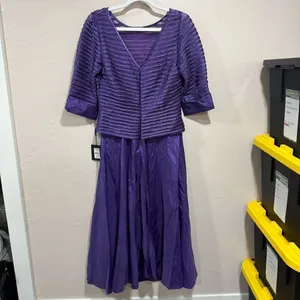 Moshita Couture Size 12 NWTs Style 6189 Purple Short Sleeve Midi Dress thumbnail 6