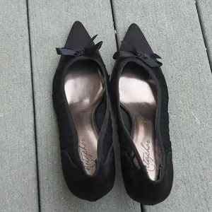 Metaphor Satin and Mesh Pointed Toe Heels with Bow thumbnail 6