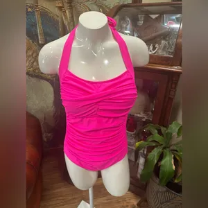 NWT SHEIN Chic Pink One Piece Swimsuit with Elegant Design thumbnail 4