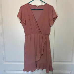 Mi Ami Sold at Francesca’s Audrey Clip Dot Wrap Dress‎ Pink Size: Large thumbnail 2