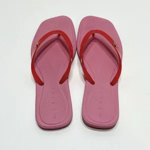 Reef Solaye Hibiscus Pink Red Flip Flop Sandals Womens 9 Beach Vacation thumbnail 5