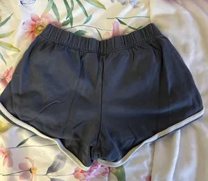 Brandy Melville lizette shorts thumbnail 2