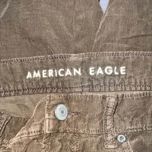 American Eagle Low Rise Skater Jeans Women Brown Corduroy Pants Size 10 Flare‎ thumbnail 7