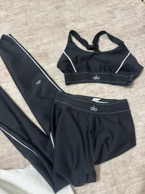 Alo airlift suit up matching set size medium thumbnail 3