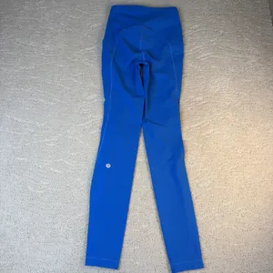 Women's Lululemon Size 0 Swift Speed High Rise Tight 28" Pockets Blue Athletic thumbnail 6