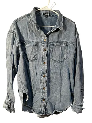 Velvet Heart Women’s Size Large Button Down Shirt Denim Light Medium Wash Chest thumbnail 1