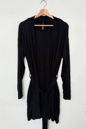 Skims Soft Lounge Robe In Onyx thumbnail 9