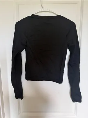 Old Navy Black Long-Sleeve Scoop Neck Crop Top thumbnail 2