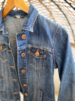 American Eagle Outfitters Women’s Denim Jacket Size Small thumbnail 5
