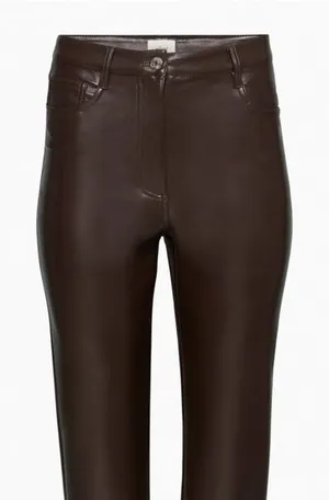Aritzia The Melina Cropped Pant mocha brown. NWOT never been worn! thumbnail 1