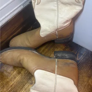 Ariat Tan And Cream Cowboy Boots Size 7.5‎ B thumbnail 6