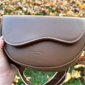 Unisex Brown Saddle Bag / camera bag with Wide Strap crossbody thumbnail 3