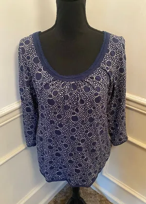 Y2K Boden Blue White Retro Geometric Print Top 3/4 Sleeve Pleated Scoop Neck thumbnail 1