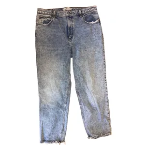 Abercrombie Ultra High Rise 90s Straight Jean size 33/16 thumbnail 3